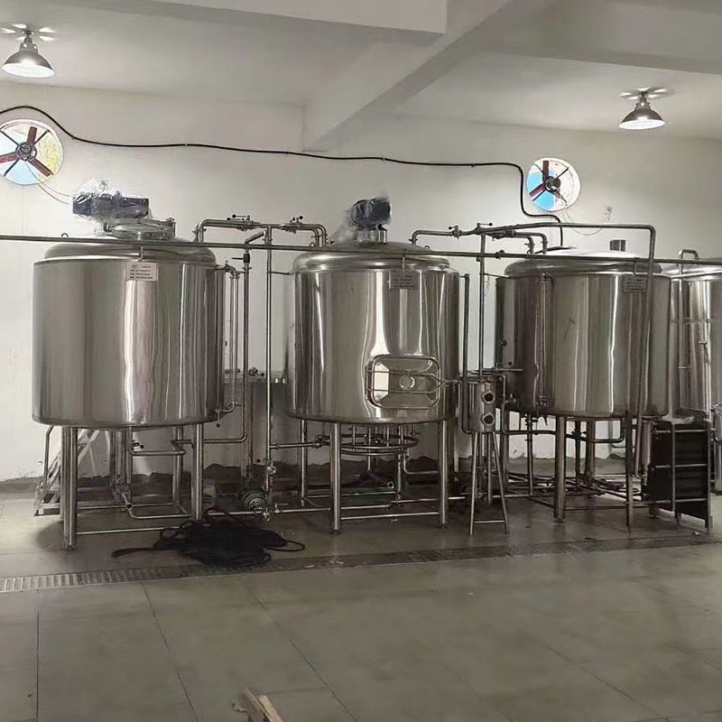 九龙精酿啤酒设备厂—如何延长精酿啤酒设备的使用寿命